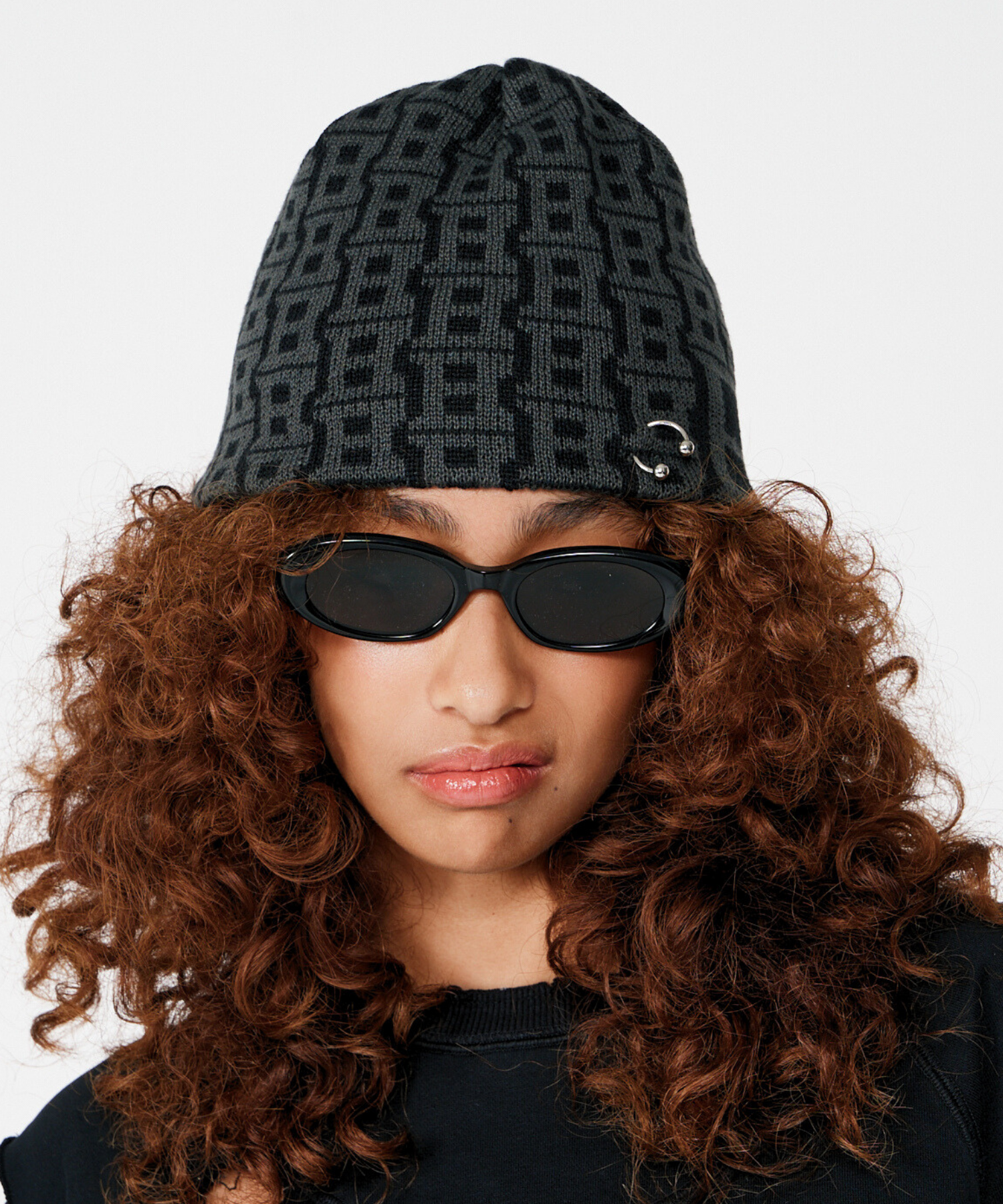 BEEDEN LOGO JQ BEANIE【最終価格】 B LOGO JQ BEANIE – BEEDEN