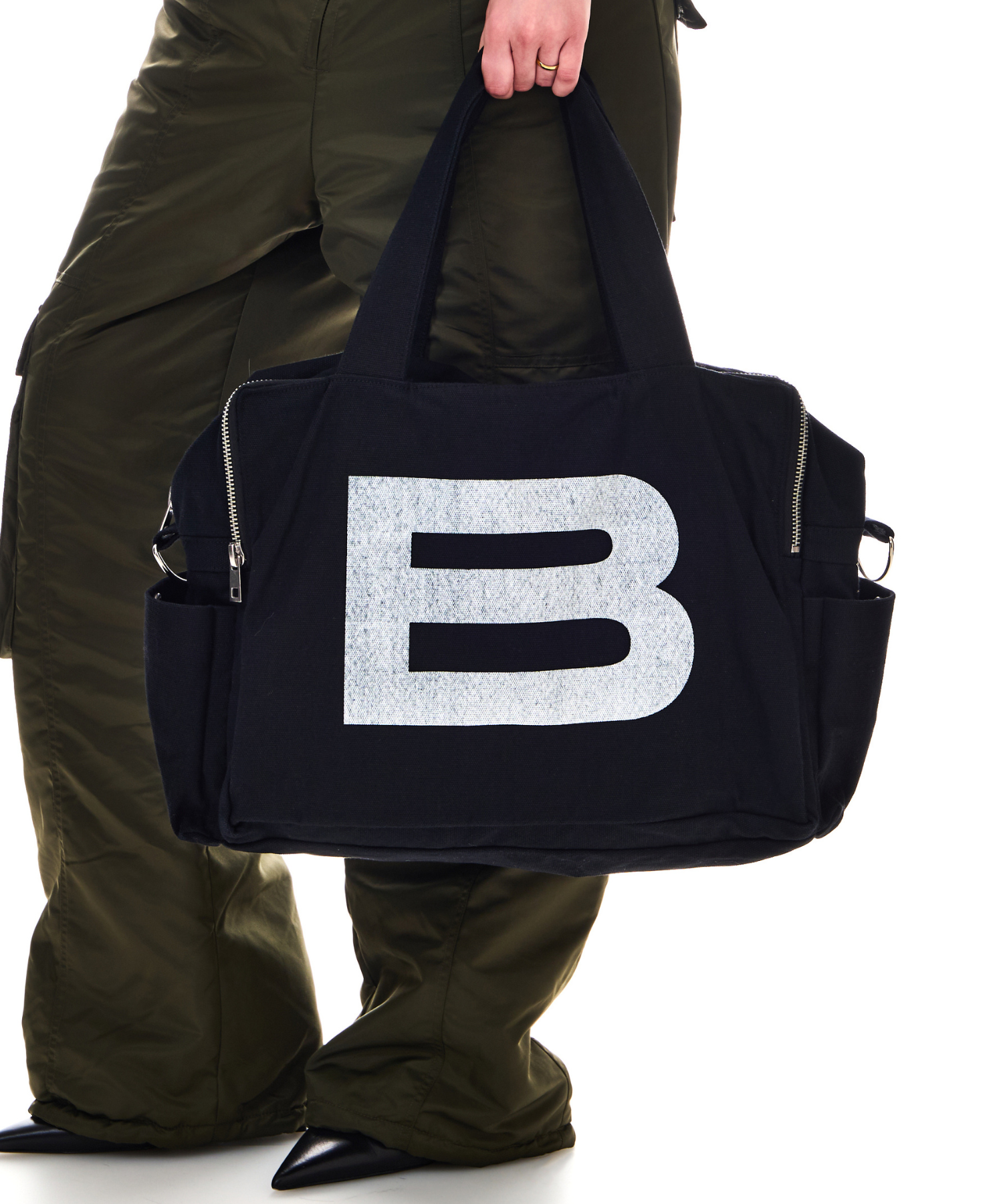 BIG B LOGO BAG – BEEDEN BIG B LOGO BAG – BEEDEN