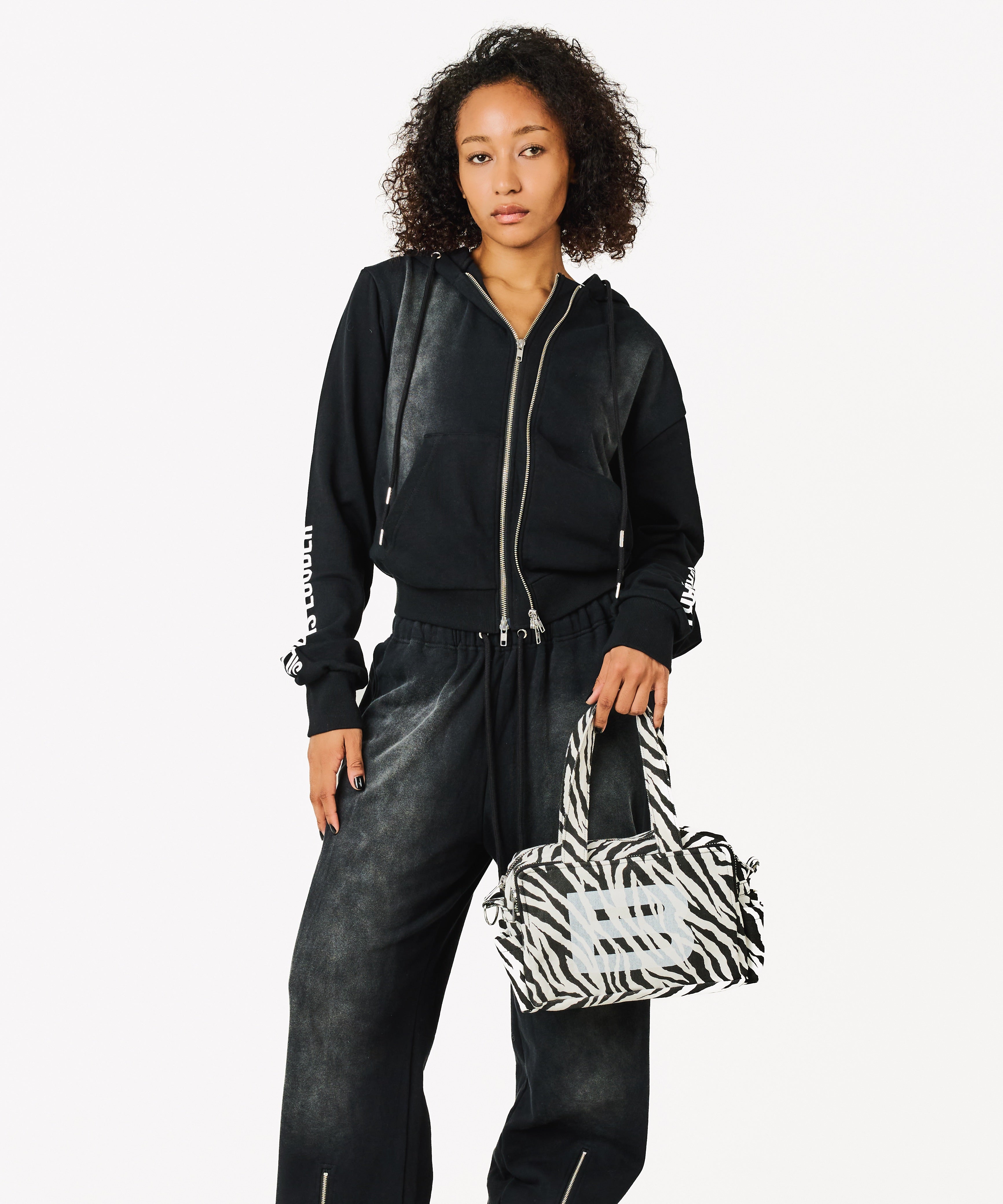 MINI B LOGO BAG – BEEDEN
