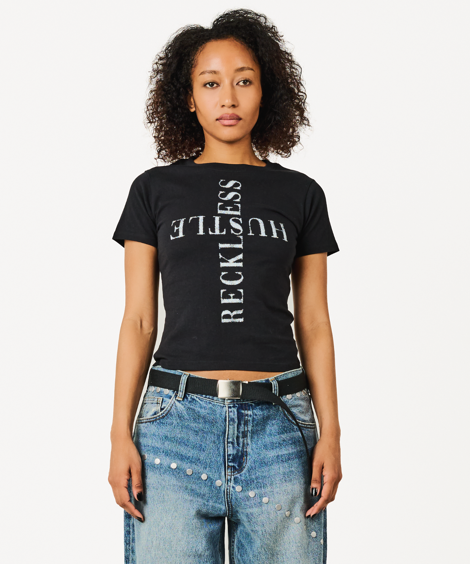 SPRAY PRINT CROSS TEE – BEEDEN SPRAY PRINT CROSS TEE – BEEDEN
