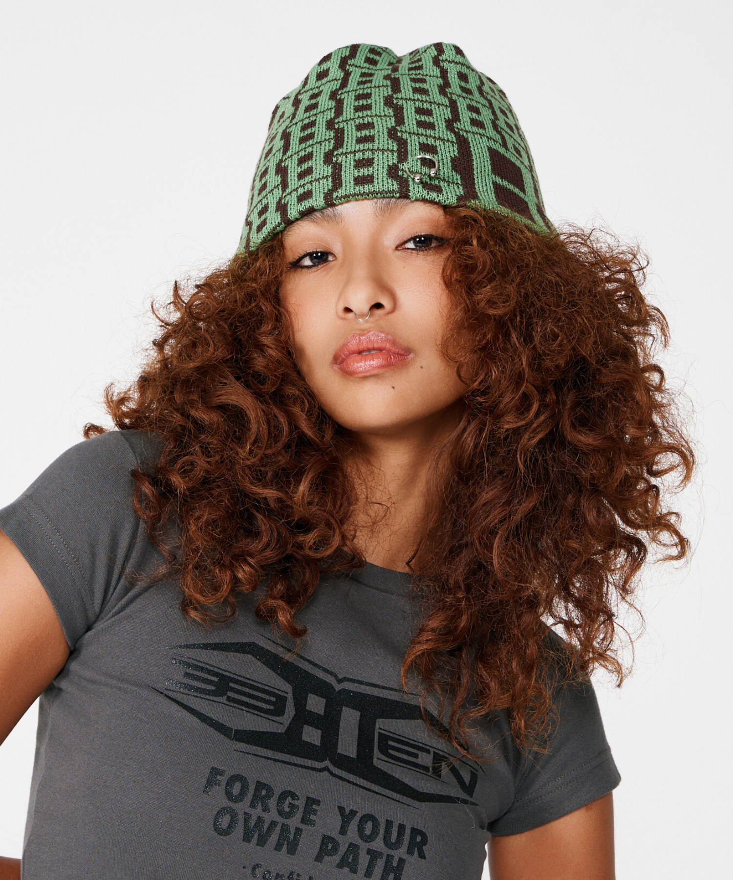 B LOGO JQ BEANIE – BEEDEN B LOGO JQ BEANIE – BEEDEN