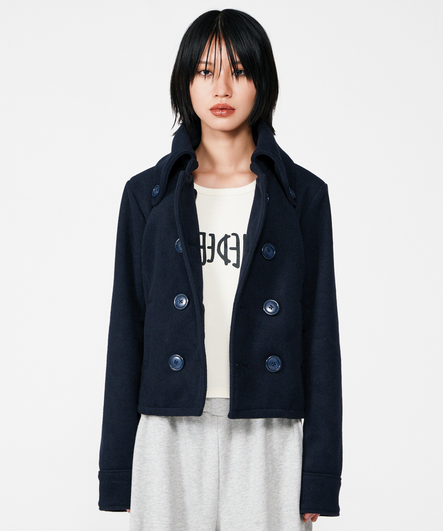 BIG COLLAR COMPACT COAT – BEEDEN BIG COLLAR COMPACT COAT – BEEDEN
