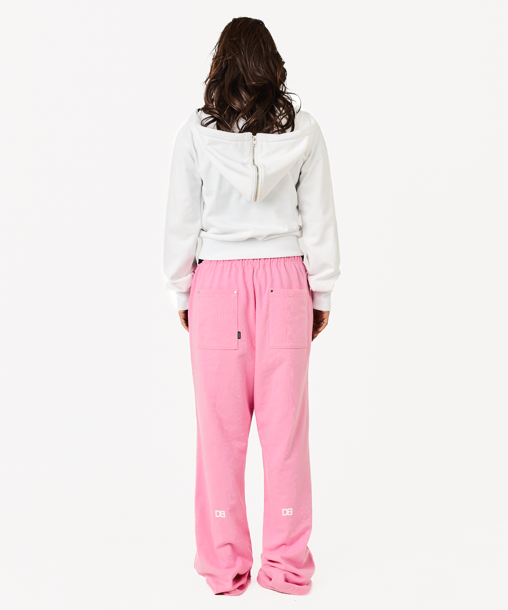 B LOGO BASIC HOODIE – BEEDEN B LOGO BASIC HOODIE – BEEDEN