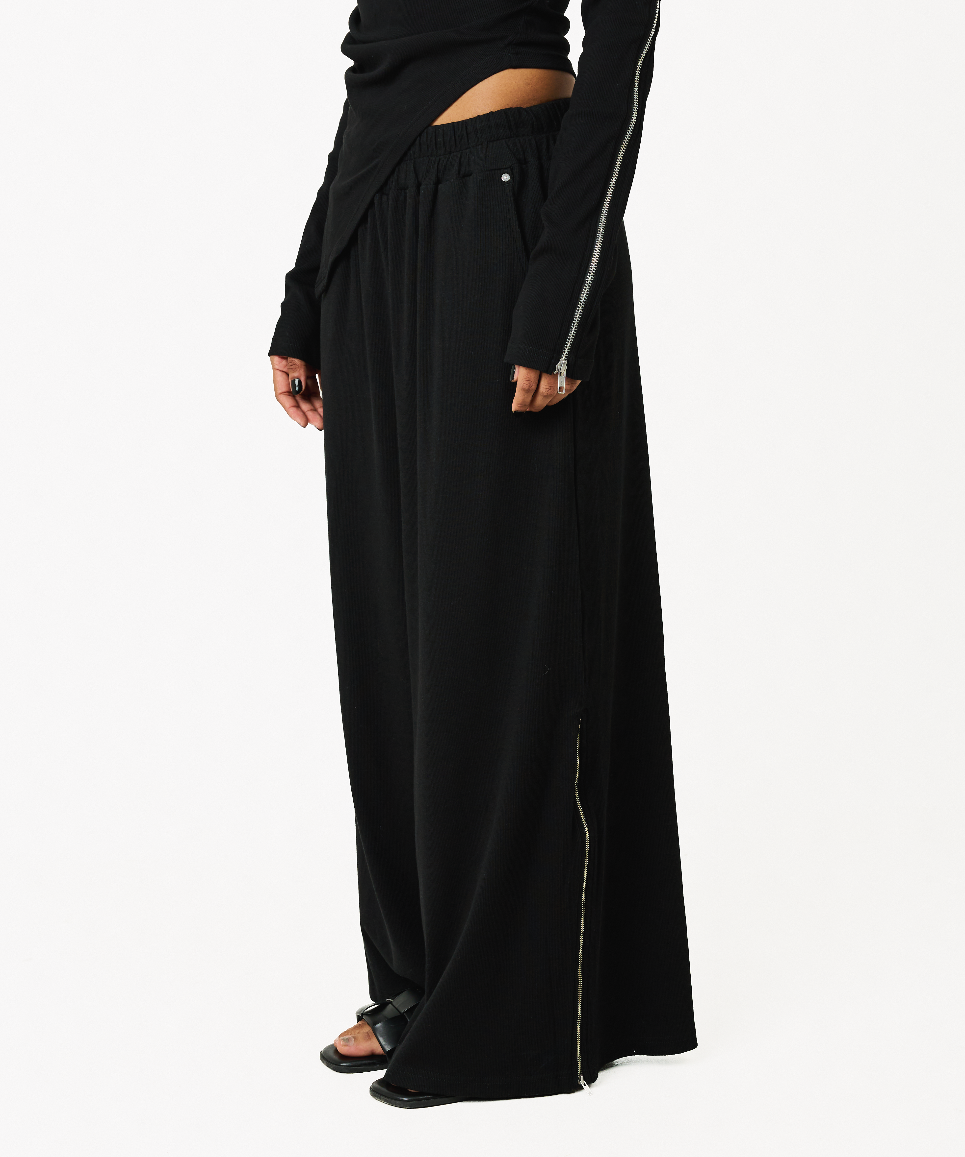 PANTS – BEEDEN PANTS – BEEDEN