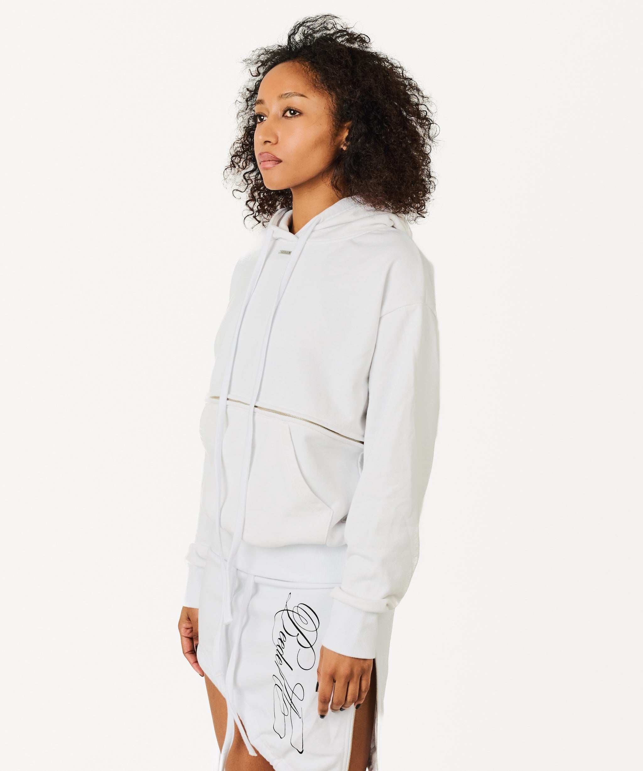 PRINT OVER ZIP HOODIE – BEEDEN