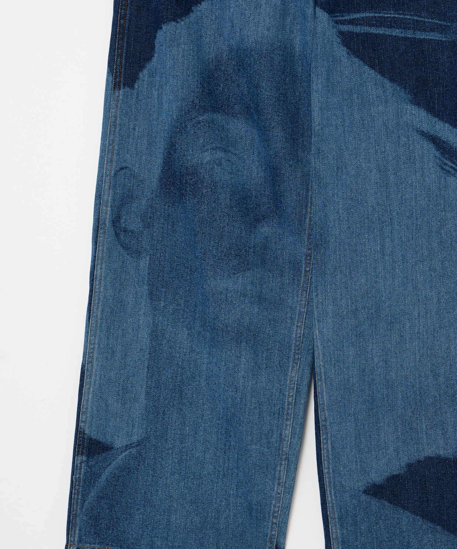 FACE PRINT WIDE STRAIGHT PANTS – BEEDEN FACE PRINT WIDE STRAIGHT PANTS – BEEDEN