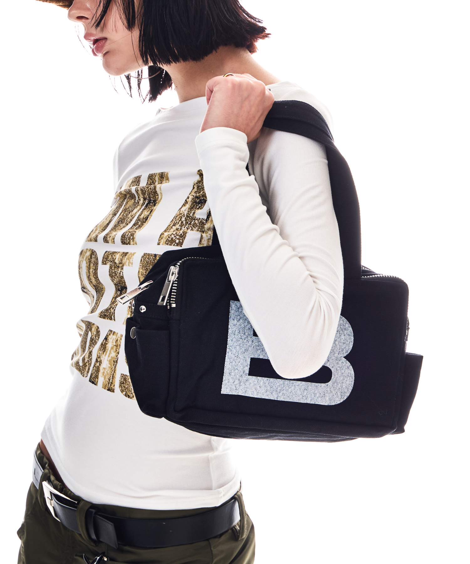 MINI B LOGO BAG – BEEDEN MINI B LOGO BAG – BEEDEN