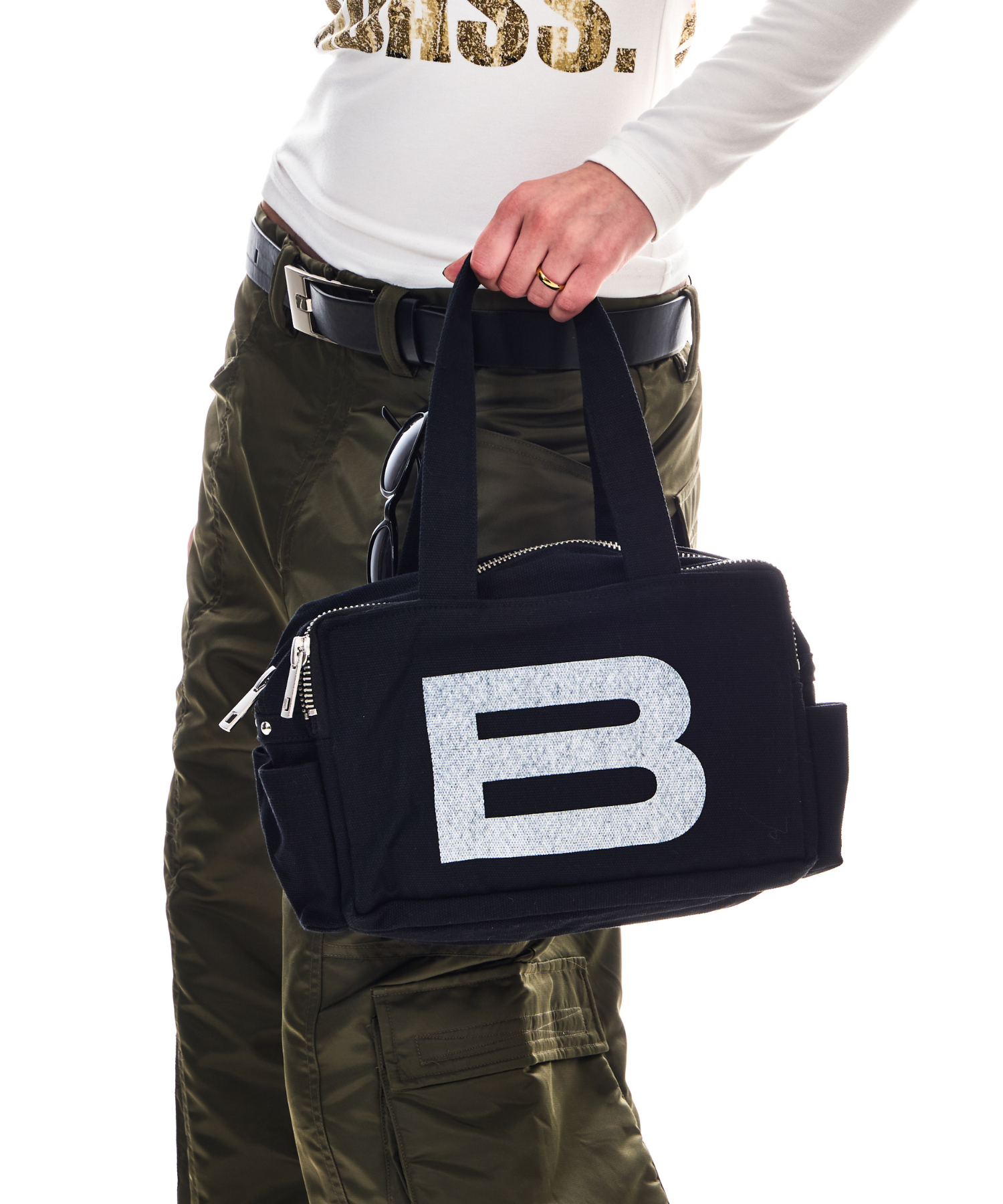 MINI B LOGO BAG – BEEDEN MINI B LOGO BAG – BEEDEN