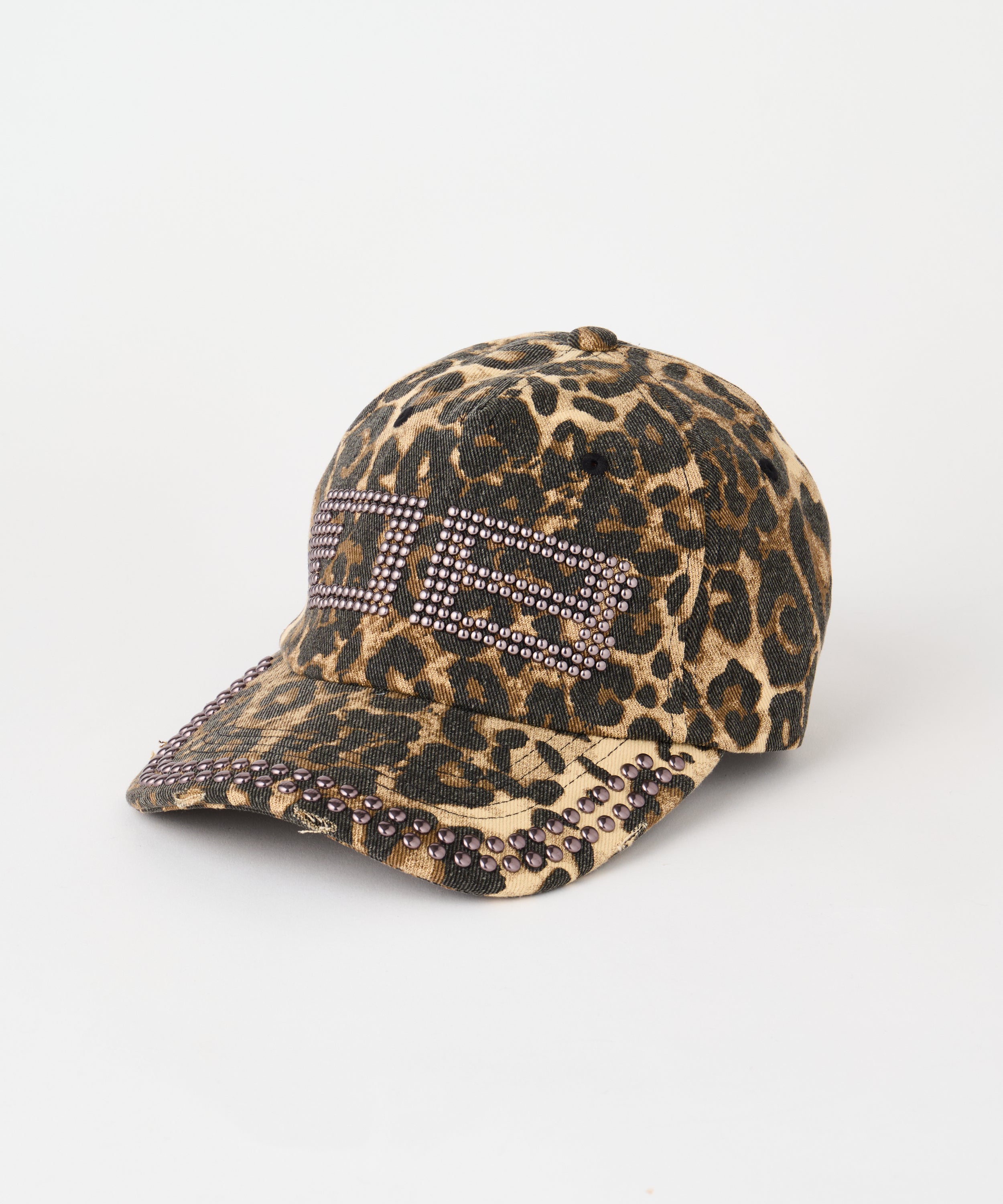 beeden 迷彩柄キャップ BEEDEN（ビーデン）の「BD STUDS DAMAGE CAP（キャップ）」 - WEAR